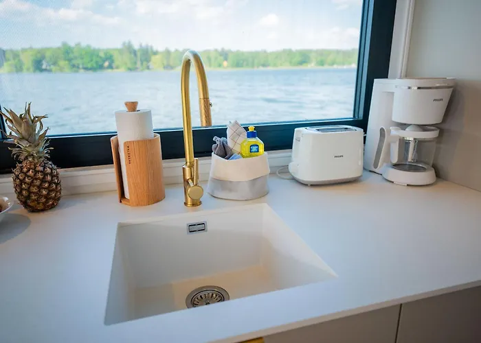 Exklusives Hausboot Pina Woma D13 بوتيل